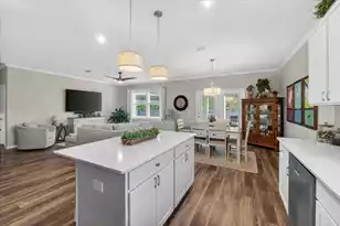 241 Shadybrook Dr, Summerville, SC 29486 - Photo 11