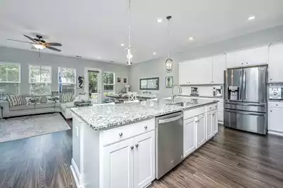 3044 Emma Lane, Mount Pleasant, SC 29466 - Photo 9