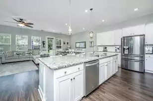 3044 Emma Ln, Mount Pleasant, SC 29466 - Photo 9