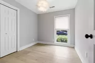 920 Ravenswood Dr, Charleston, SC 29412 - Photo 15