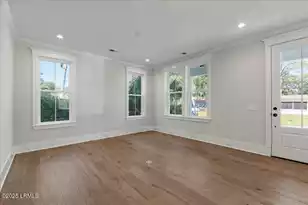 2206 National St, Beaufort, SC 29902 - Photo 3