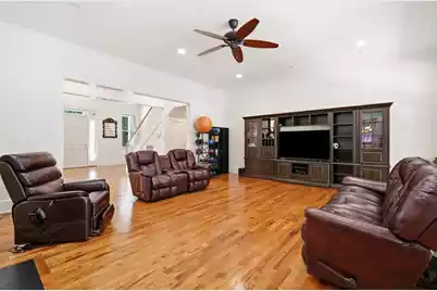 1404 Leisure Drive, Summerville, SC 29486 - Photo 7