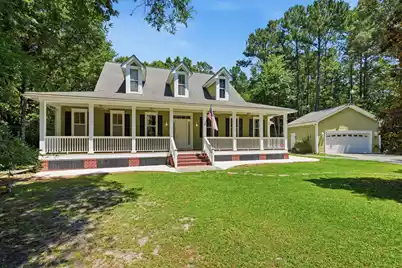 1404 Leisure Drive, Summerville, SC 29486 - Photo 3
