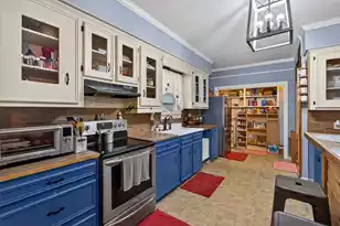 650 Hampton St, Elloree, SC 29047 - Photo 13