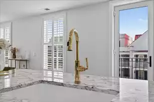 69 Morris St, Charleston, SC 29403 - Photo 13