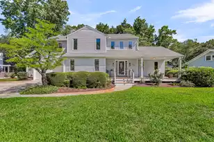 354 Molasses Ln, Mount Pleasant, SC 29464 - Photo 13