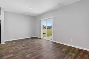 376 Pine Crest View Dr, Summerville, SC 29486 - Photo 9