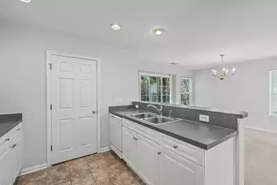 9148 Maple Grove Drive, Summerville, SC 29485 - Photo 9