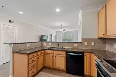 2244 Ashley Crossing Drive #324, Charleston, SC 29414 - Photo 9