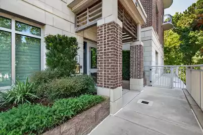 155 Wingo Way #467, Mount Pleasant, SC 29464 - Photo 3