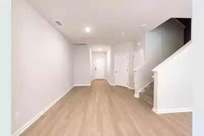 8040 Reagan Way, North Charleston, SC 29418 - Photo 3