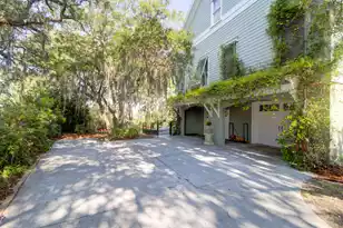 374 Mutual Dr, Charleston, SC 29414 - Photo 9