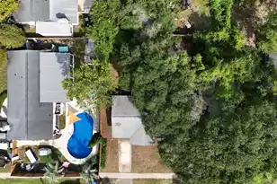 616 Center St, Mount Pleasant, SC 29464 - Photo 3