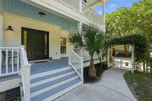 629 Bridlewood Ln, Mount Pleasant, SC 29464 - Photo 3