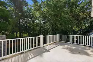 629 Bridlewood Ln, Mount Pleasant, SC 29464 - Photo 21