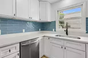 1602 Rifle Range Rd, Mount Pleasant, SC 29464 - Photo 29