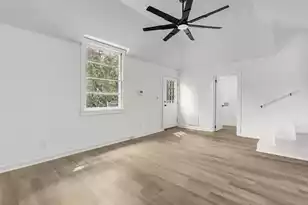 1602 Rifle Range Rd, Mount Pleasant, SC 29464 - Photo 33