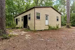 1373B Bridge St, Branchville, SC 29432 - Photo 15