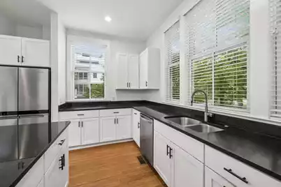 246 Rutledge Avenue, Charleston, SC 29403 - Photo 11
