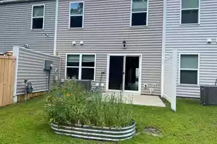 135 Sunrise Ln E, Summerville, SC 29486 - Photo 25