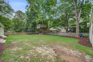 1053 Planters Curve, Mount Pleasant, SC 29464 - Photo 37