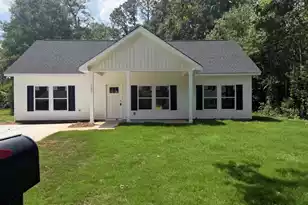 1235 Sawyer St, Orangeburg, SC 29115 - Photo 1