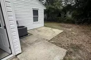 300 MacGregor Dr, Summerville, SC 29486 - Photo 15