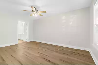 1677 Lauda Drive, Mount Pleasant, SC 29464 - Photo 15