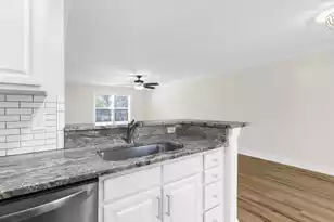 1677 Lauda Dr, Mount Pleasant, SC 29464 - Photo 13