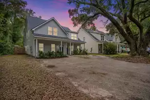 115 Broad Street W, Lincolnville, SC 29485 - Photo 1