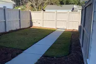 250 Oak Park St, Summerville, SC 29486 - Photo 19