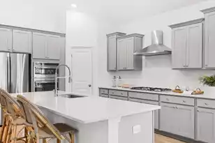 1070 Lettered Olive Ln, Summerville, SC 29485 - Photo 5