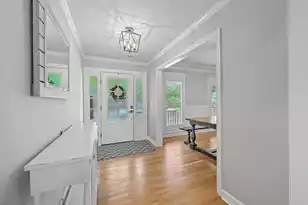 818 Law Ln, Mount Pleasant, SC 29464 - Photo 7