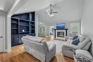 818 Law Ln, Mount Pleasant, SC 29464 - Photo 13