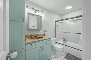 818 Law Ln, Mount Pleasant, SC 29464 - Photo 31