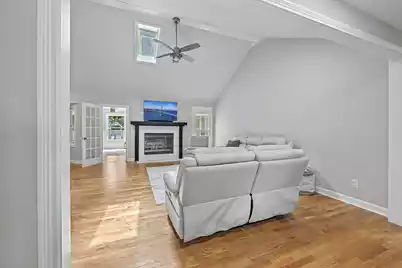818 Law Lane, Mount Pleasant, SC 29464 - Photo 11
