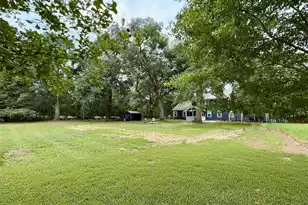 195 Tupalo Dr, Summerville, SC 29483 - Photo 3