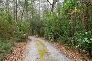 415 Carolina Ave W, Summerville, SC 29483 - Photo 5
