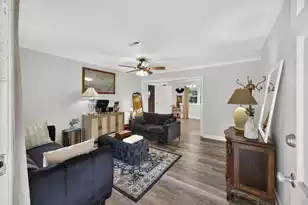 124 Helen Dr, Summerville, SC 29483 - Photo 5