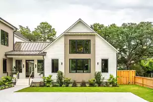 170 5th Ave, Mount Pleasant, SC 29464 - Photo 9
