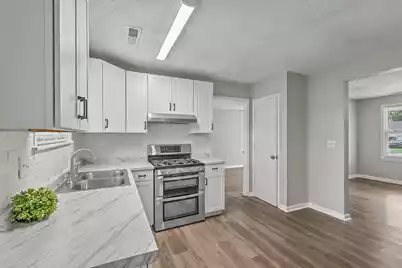 108 Bee Street, Summerville, SC 29483 - Photo 9