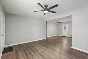 108 Bee St, Summerville, SC 29483 - Photo 7