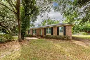 777 Bonham Dr, Charleston, SC 29412 - Photo 1