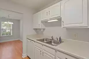 1373 Pinnacle Ln, Charleston, SC 29412 - Photo 19
