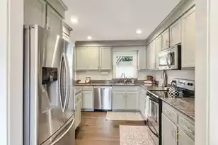 1625 Longview Rd, Mount Pleasant, SC 29464 - Photo 13