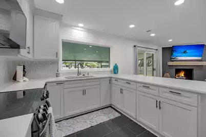 764 Creekside Drive, Charleston, SC 29412 - Photo 19
