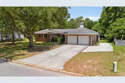 686 Pelzer Drive, Mount Pleasant, SC 29464 - Photo 1