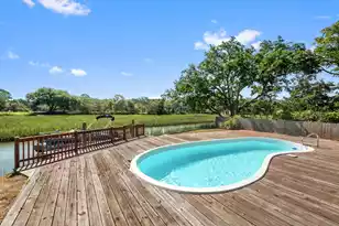 665 Port Cir, Charleston, SC 29412 - Photo 13