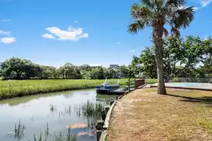 665 Port Cir, Charleston, SC 29412 - Photo 17