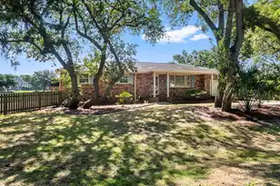 665 Port Cir, Charleston, SC 29412 - Photo 3